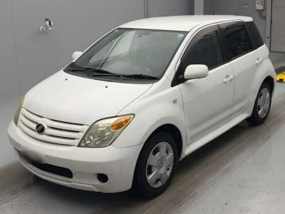 Toyota IST