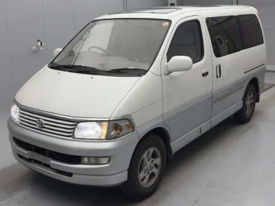 Toyota HIACE REGIUS