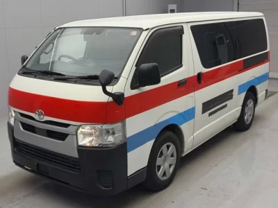 Toyota HiAce Van