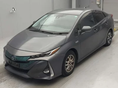 Toyota Prius PHV
