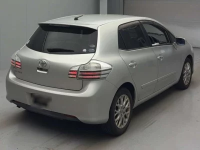 Toyota BLADE