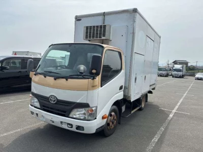 Toyota DYNA
