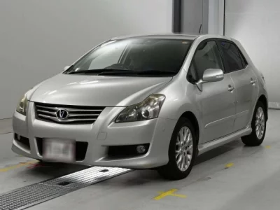 Toyota BLADE