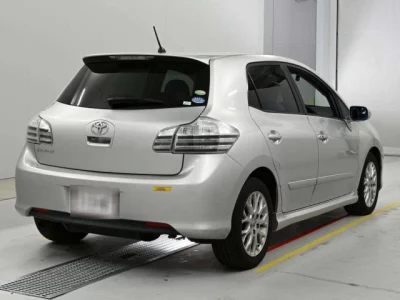Toyota BLADE