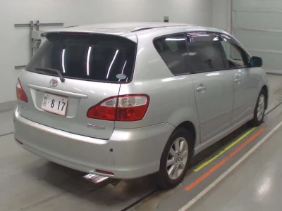 Toyota Ipsum