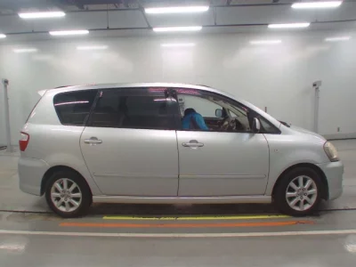 Toyota Ipsum