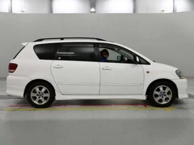 Toyota Ipsum