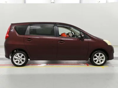Toyota PASSO SETTE