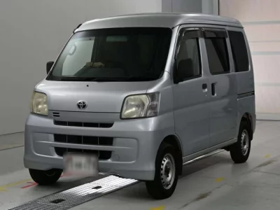 Toyota Pixis Van