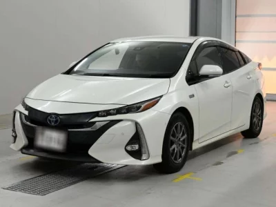 Toyota Prius PHV