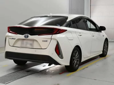 Toyota PRIUS PHV