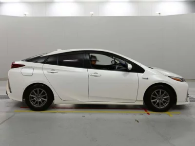 Toyota PRIUS PHV