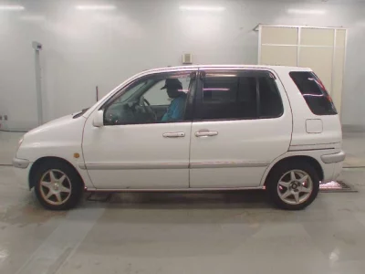 Toyota Raum