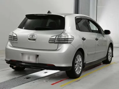 Toyota BLADE