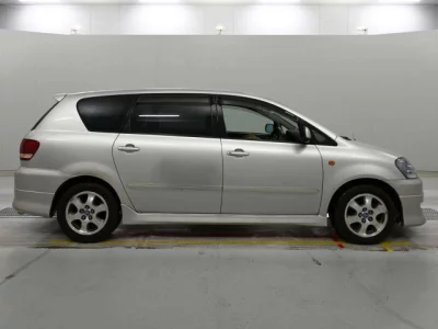 Toyota Ipsum