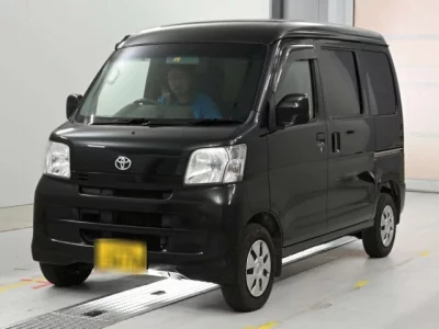 Toyota Pixis Van