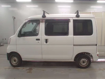 Toyota Pixis Van
