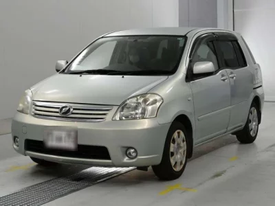 Toyota RAUM
