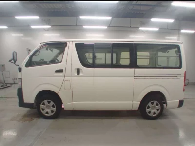 Toyota RegiusAce