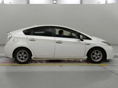 Toyota PRIUS PHV