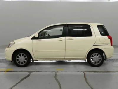 Toyota Raum
