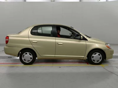 Toyota PLATZ