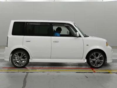 Toyota bB