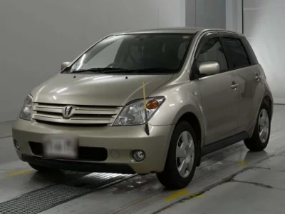 Toyota IST