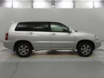 Toyota KLUGER
