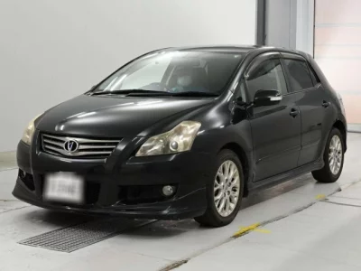 Toyota BLADE