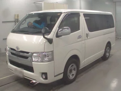 Toyota HiAce Van