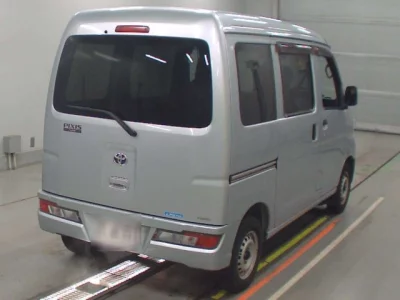Toyota Pixis Van