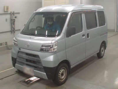 Toyota Pixis Van