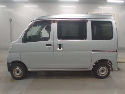 Toyota Pixis Van