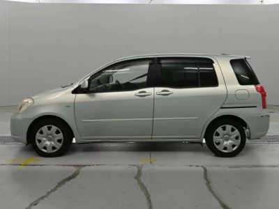 Toyota Raum