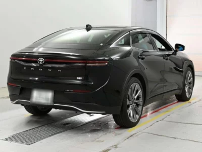 Toyota Crown Crossover