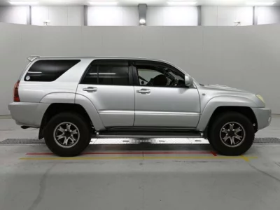 Toyota HILUX SURF