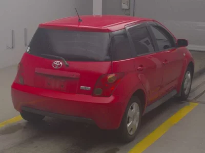 Toyota IST