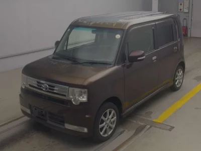 Toyota Pixis Space