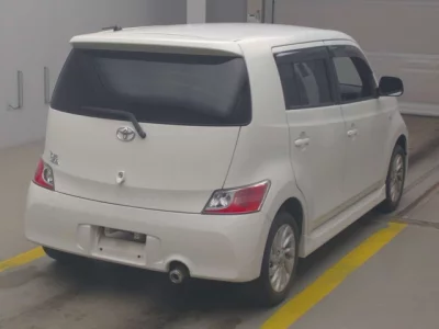 Toyota bB