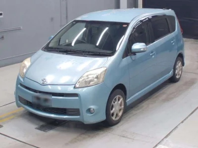 Toyota PASSO SETTE