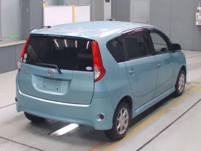 Toyota PASSO SETTE