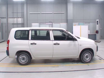 Toyota Succeed