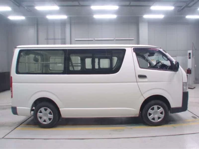 Toyota RegiusAce