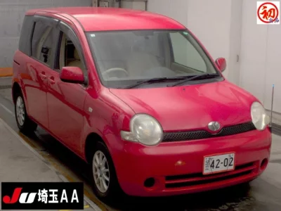 Toyota Sienta