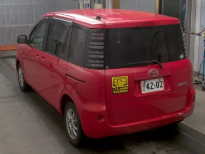 Toyota Sienta