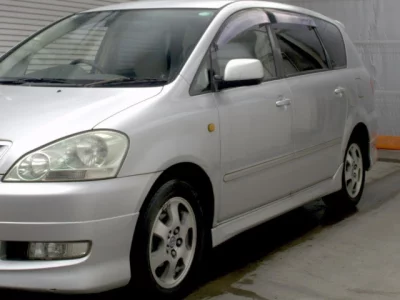 Toyota Ipsum