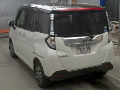 Toyota TANK