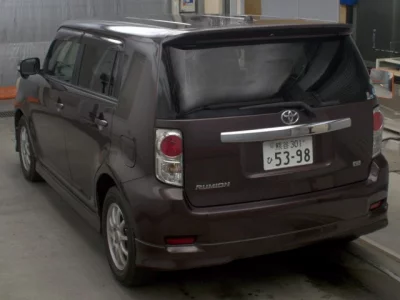 Toyota Corolla Rumion