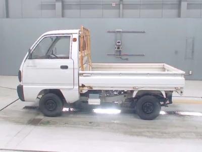 Mazda Scrum Truck